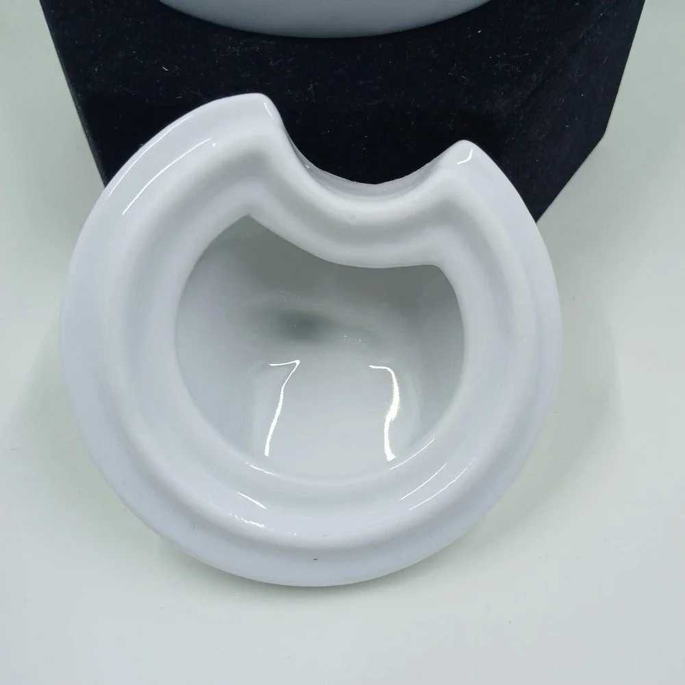 Fitz and Floyd Everyday White Honey Pot‎ with Dipper Porcelain Bee Lid Embossed
